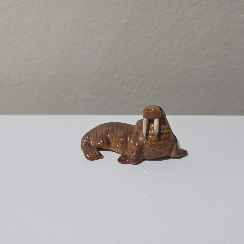 Hagen Renaked Walrus Figurine